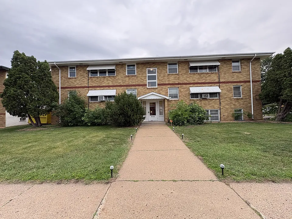 7145 Chicago Ave #7
