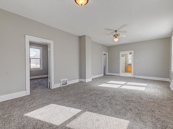 5th image of 611 N 8th St