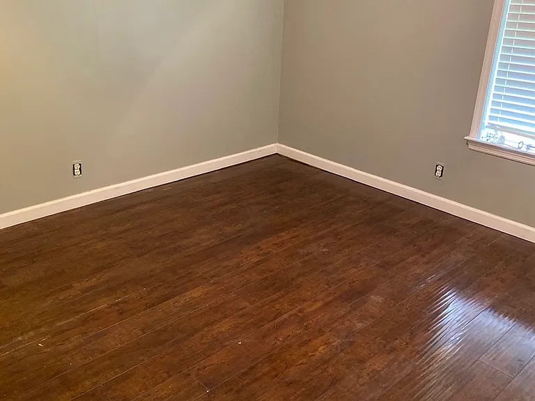 51 Residence St — Photo 3