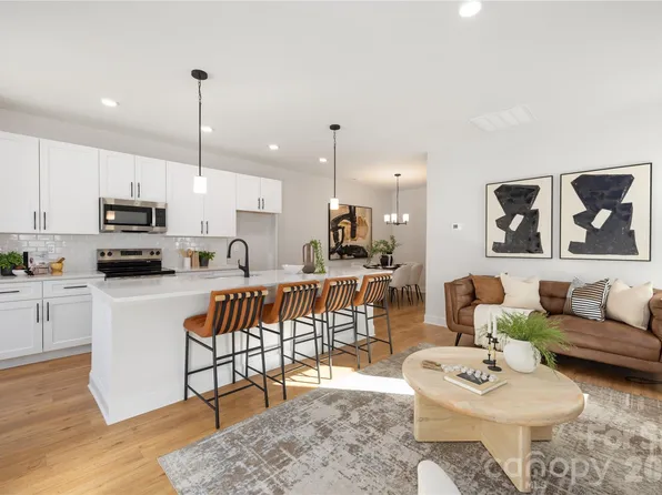 6016/6020 Paw Creek Rd, Charlotte, NC 28214