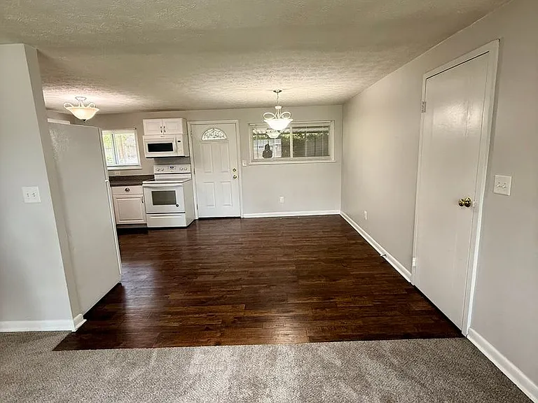 2185 Kajean Ave — Photo 15