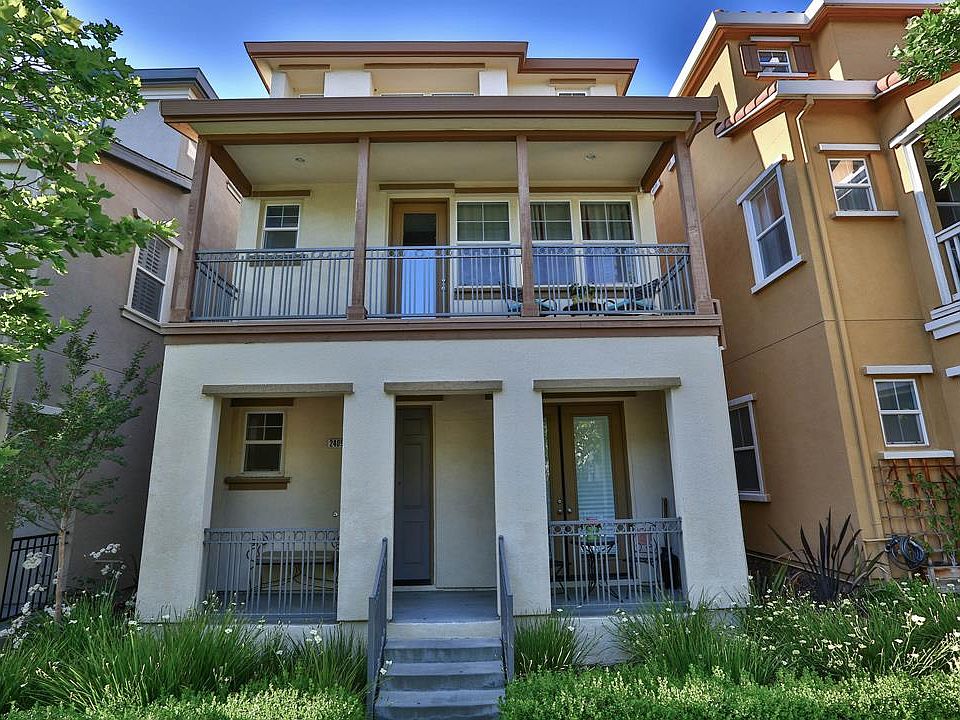 1st image of 2409 Plateau Dr