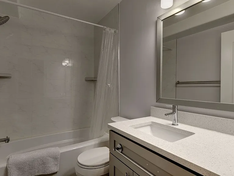 1423 Clifton St NW #1 — Photo 10