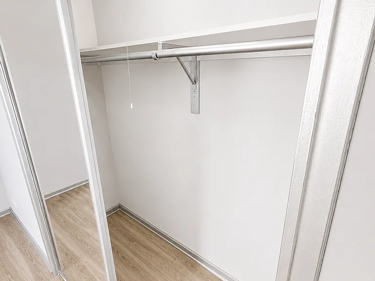 7043 S East End Ave #2A — Photo 20