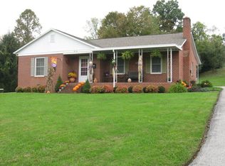 310 Parkwood Dr, Galax, VA 24333
