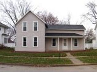 321 2nd Ave SW, Dyersville, IA 52040