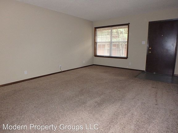 5th image of 2406 White Gate Dr #22