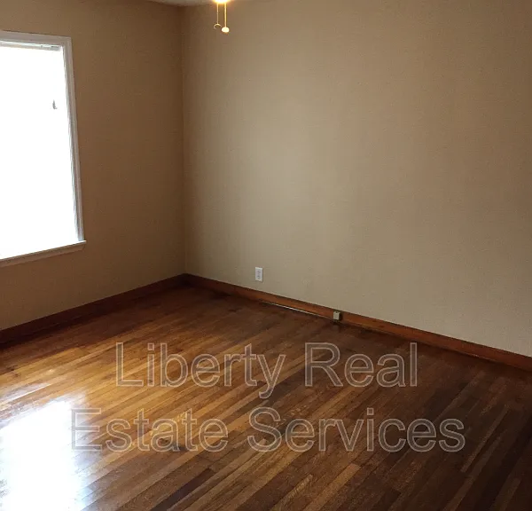 363 S McDonald St — Photo 11