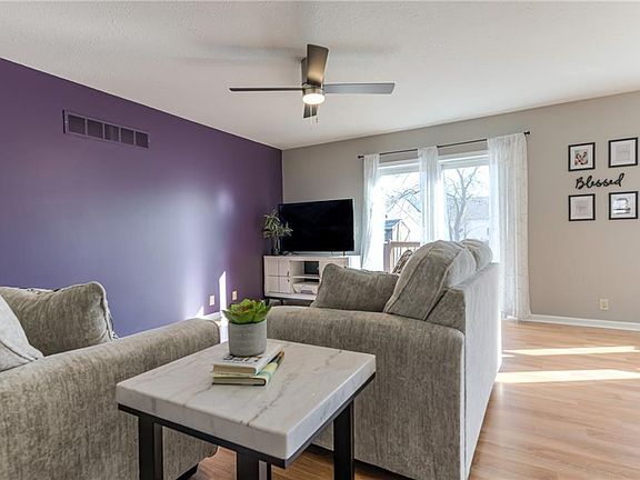 4th image of 101 Frisco St