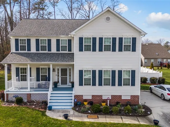 1607 Camerons Landing Blvd, Hopewell, VA 23860