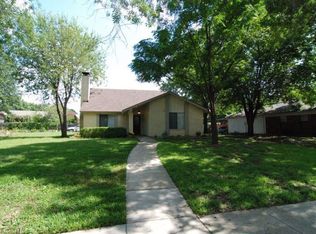 3005 Chancellor Dr, Plano, TX 75074
