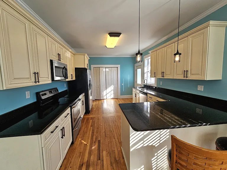 23 McAdoo Ave — Photo 11