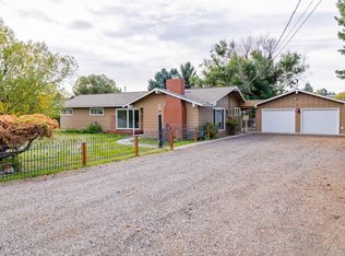 2710 Cowgill Rd, Cody, WY 82414