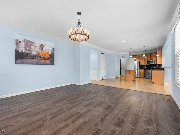 4th image of 3422 Tuscany Cir