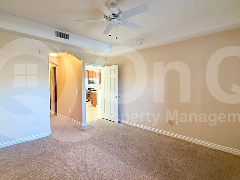 5350 E Deer Valley Dr #2270 — Photo 5