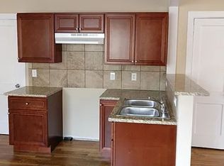 805 Eva St #B, Durham, NC 27701