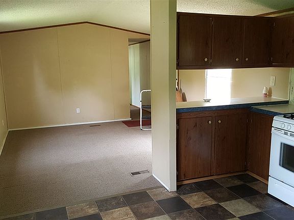 4th image of 30139 Chickadee Ct