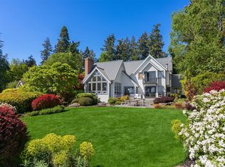 10017 Edgecombe Pl NE, Bainbridge Island, WA 98110