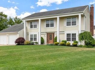 1056 Kells Ct, Toms River, NJ 08753