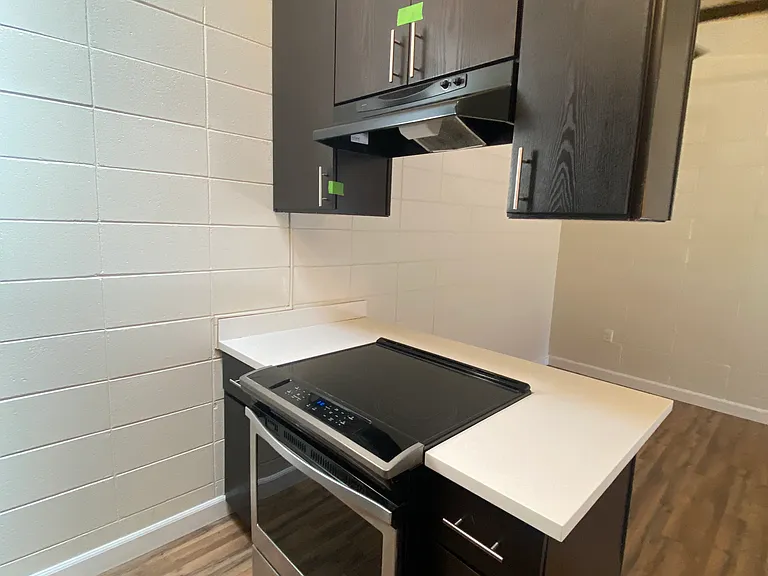 779 Holmes St — Photo 3