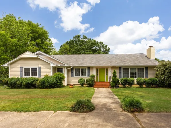 2119 2nd Ave N, Pell City, AL 35125