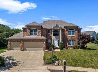 11201 N Daniel Ct, Dunlap, IL 61525