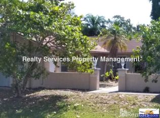 16593 Davis Rd, Fort Myers, FL 33908
