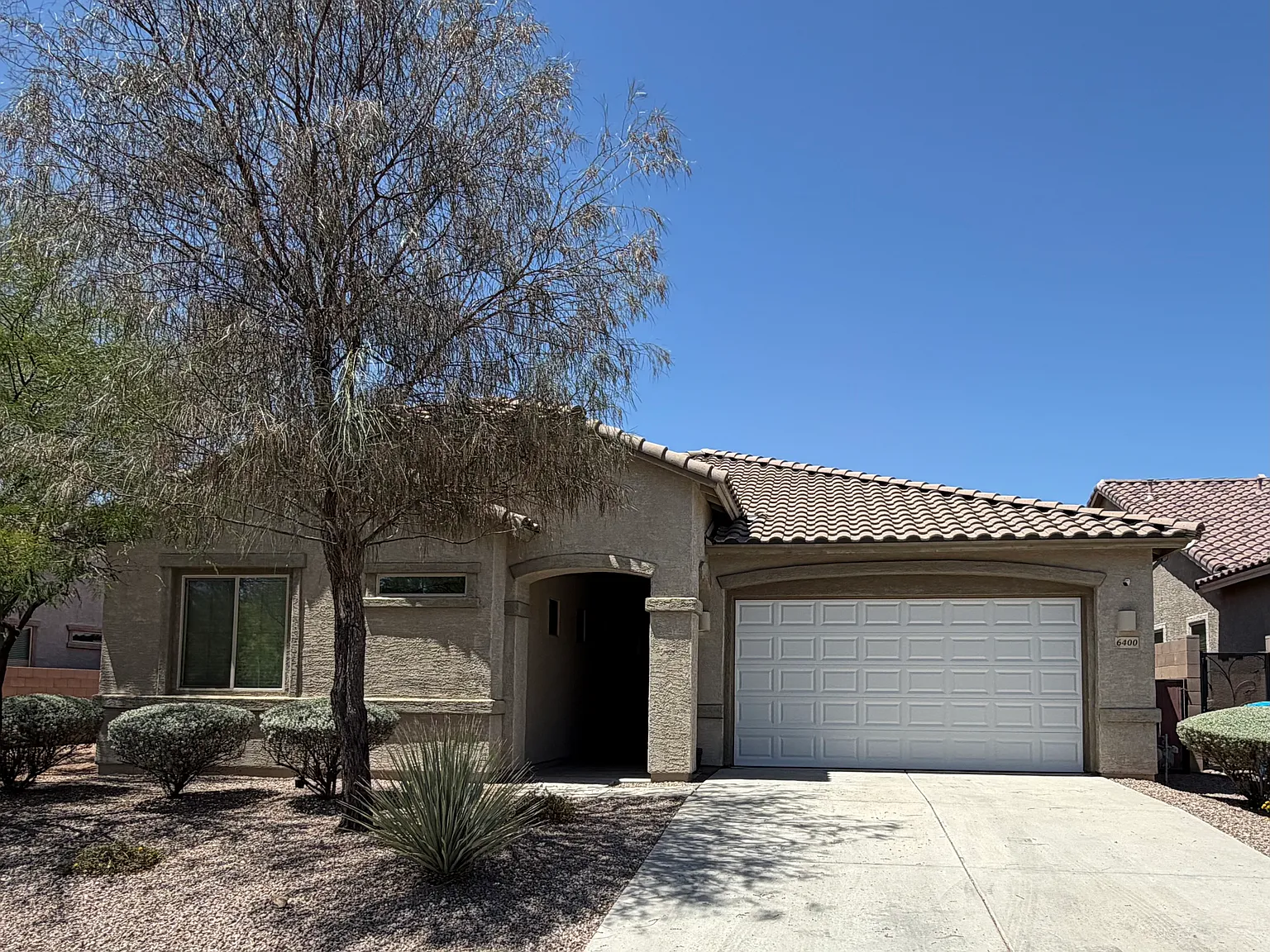 W Smoky Falls Way, Tucson — Photo 1