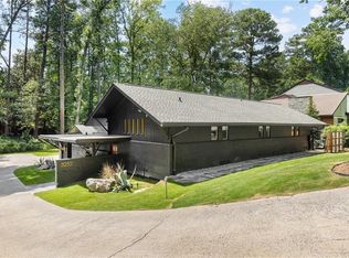 3252 W Roxboro Rd NE, Atlanta, GA 30324