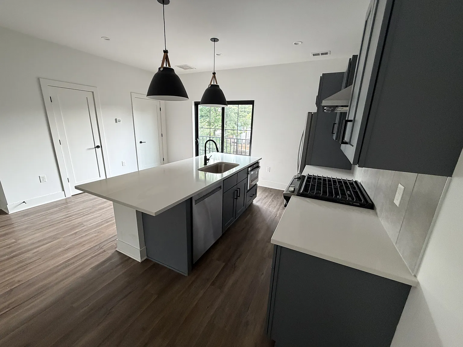 355 Loeffler Ave — Photo 3