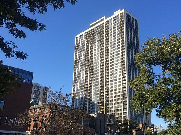 View of building from Lincoln Park