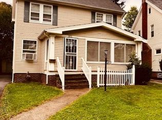 911 Whitby Rd, Cleveland Heights, OH 44112