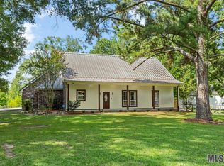 16512 Stoney Point Burch Rd, Pride, LA 70770