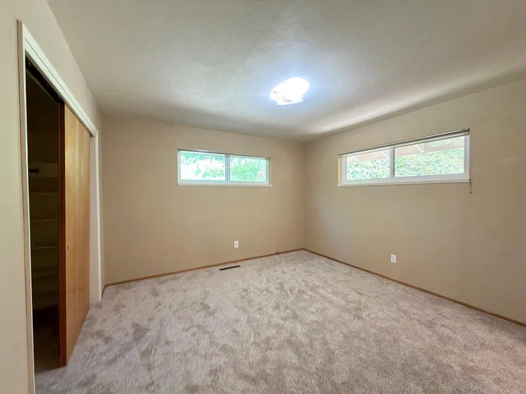 275 Cold Springs Rd — Photo 21