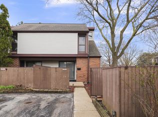 1521 W Edgerton Ave UNIT M, Milwaukee, WI 53221