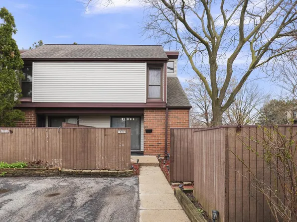 1521 West Edgerton AVENUE #M, Milwaukee, WI 53221