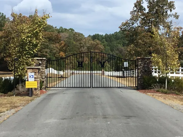 4022 W Hawk Trl, Little Rock, AR 72223