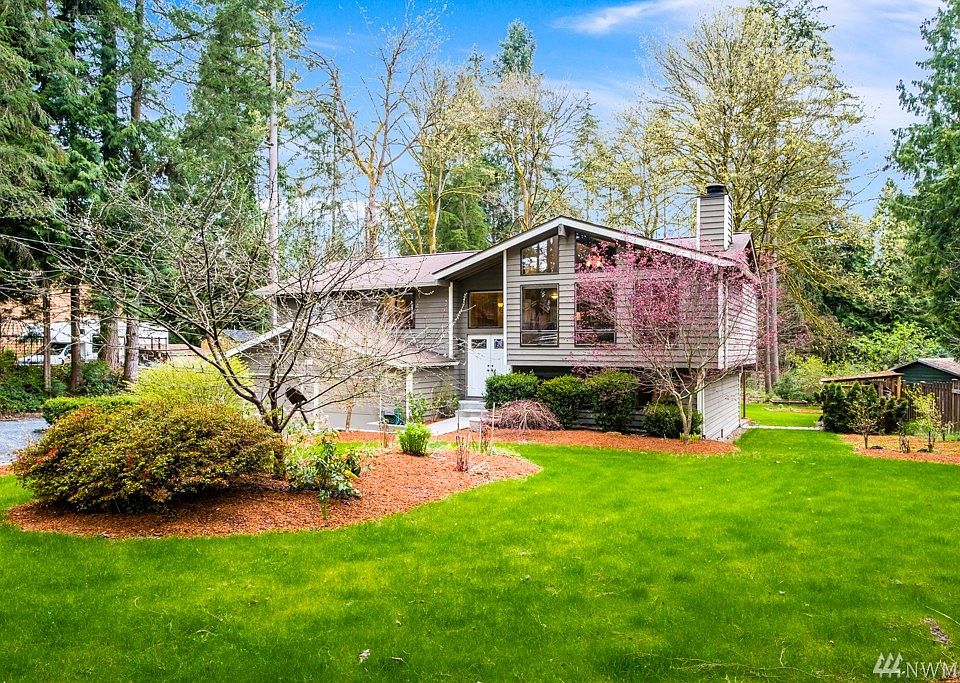 1st image of 8029 207th St SE