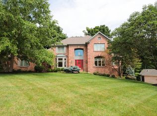 3388 Carpenters Creek Dr, Cincinnati, OH 45241
