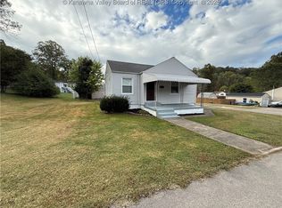 71 Maple Ln, Saint Albans, WV