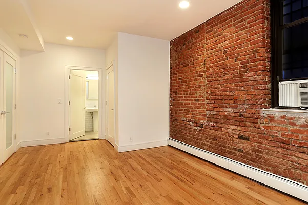 Rented by Corcoran | media 18