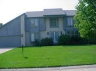 37747 Blossom Ln, Farmington Hills, MI 48331