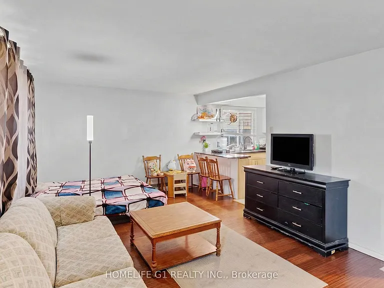 57 Linnwood Ave — Photo 3