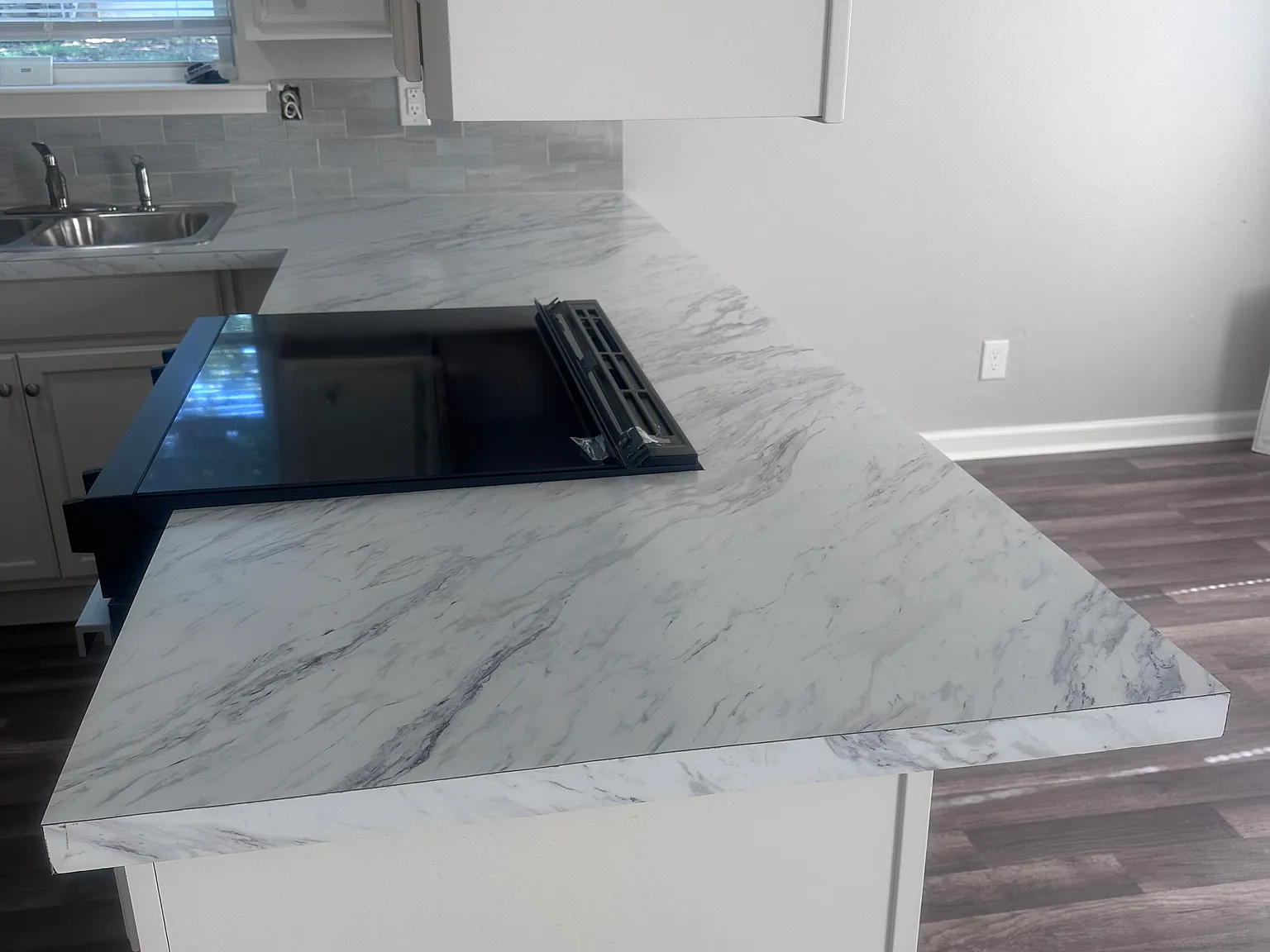 3 bed, 1000 sqft, $1,275 — Photo 3