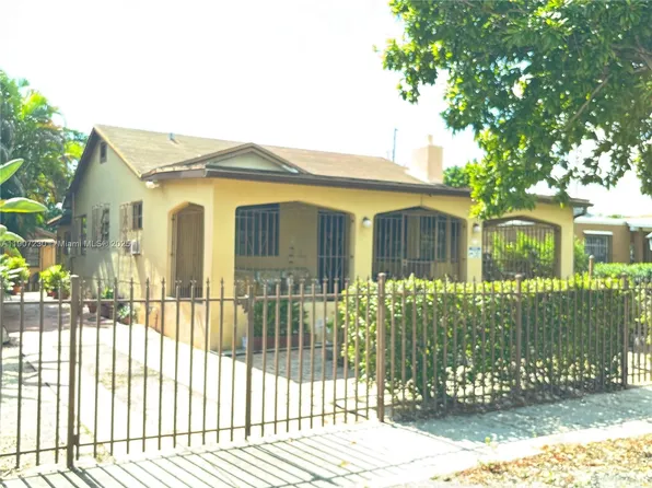 2372 SW 11th Ter, Miami, FL 33135