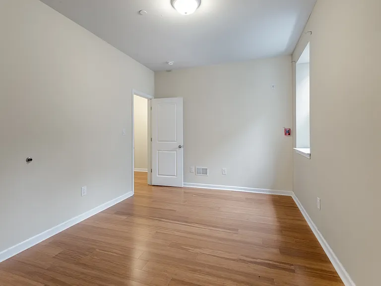 2418 Frankford Ave #4 — Photo 13