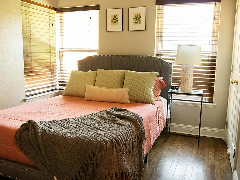 3808 Shorecrest Dr — Photo 16