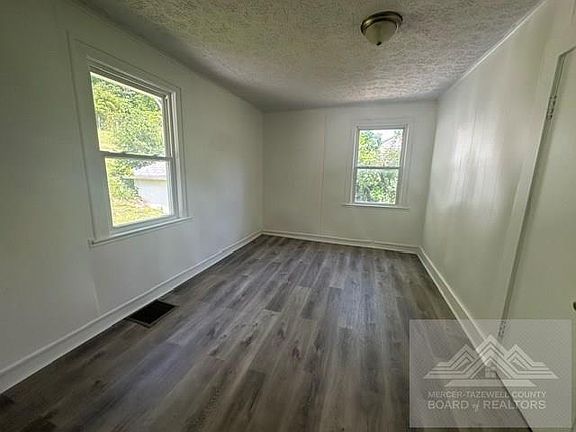 5th image of 2608 Grassy Branch Rd