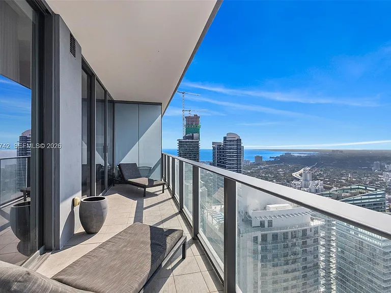 1000 Brickell Plz #Penthouse 5304 — Photo 52
