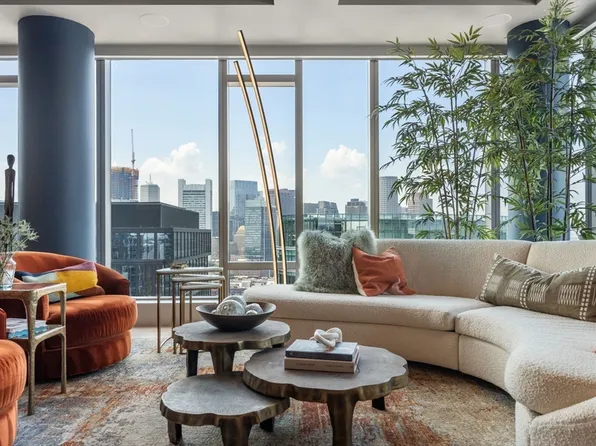 135 Seaport Blvd #Penthouse 3c, Boston, MA 02210